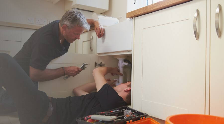 Professional burst pipe repair services in Elmendorf, TX